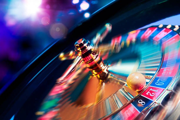 kami4d mobile app interface showing live blackjack table and sportsbook betting options